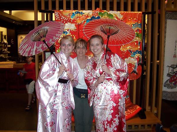 Free 2 or more girls in Satin robe or Kimono photos