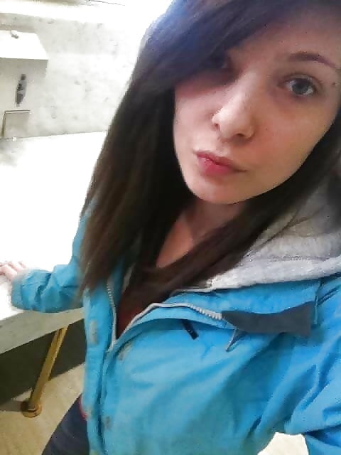 Free Alana (1763) photos