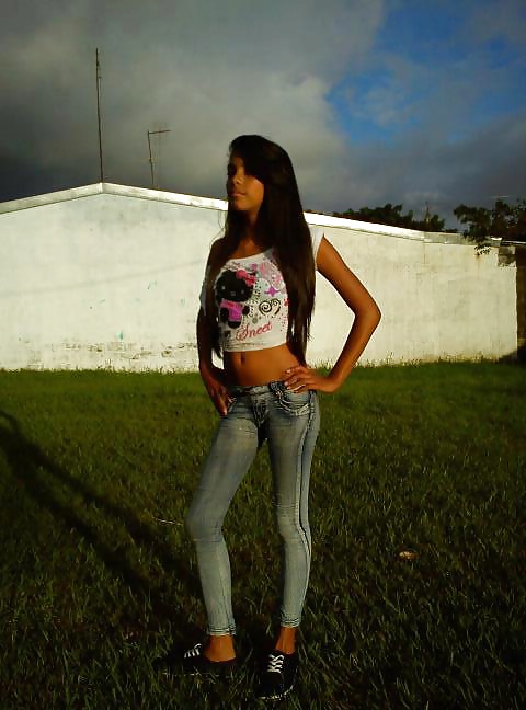 Free Young latina slut photos