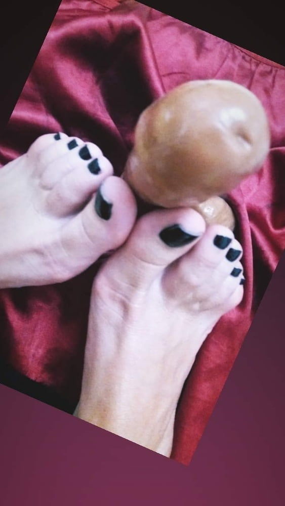 Foot Fetish, Footjob, Dildo, Foot Worship, Sexy Feet.. - 13 Photos 