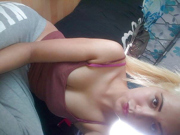 Free UK SLAG: Demi Leigh Birchall photos