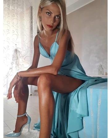 amazing high heels dresses legs and feet            