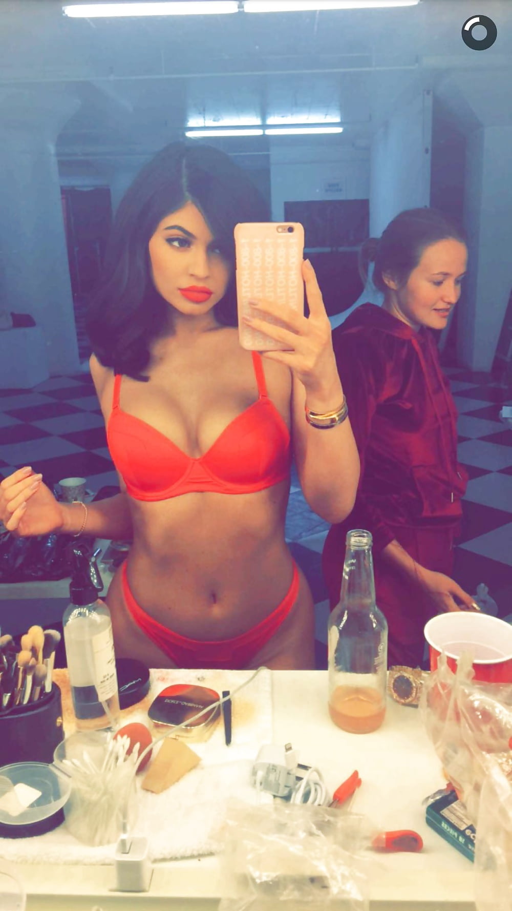 Free Kylie Jenner photos