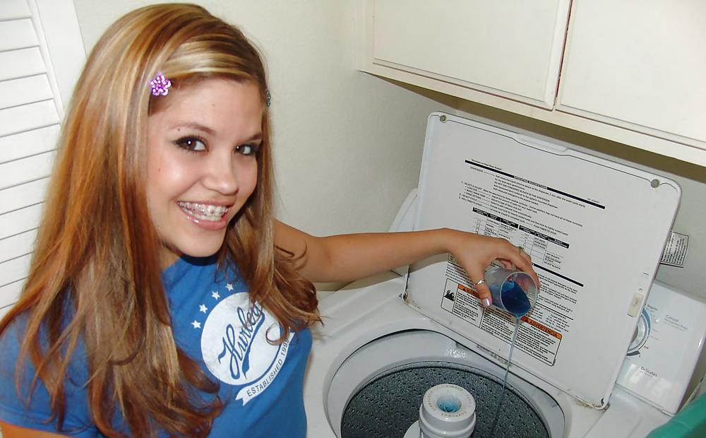 Free Horny Topanga - On top of the washer photos