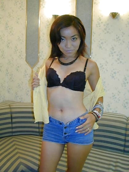 Free JAPANESE AMATEUR STRIP photos
