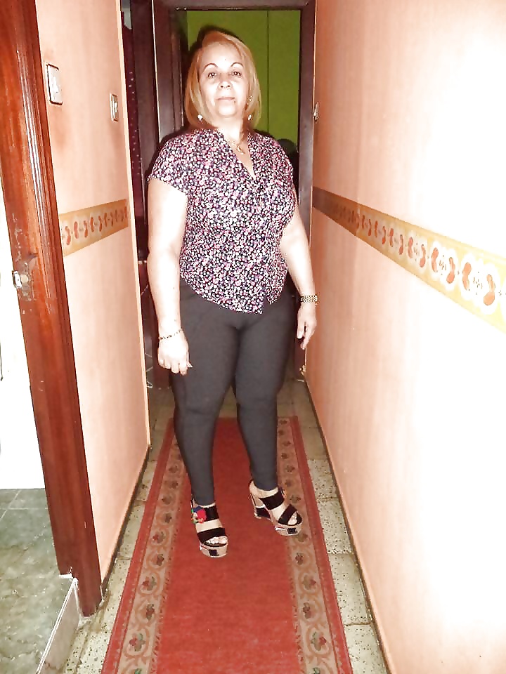 Free Mature in zoccoli...semi amatoriali photos