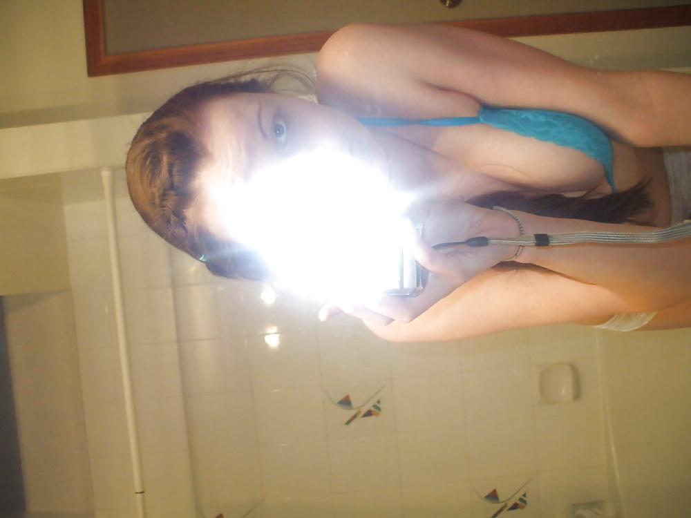 Free Amateur Selfies 4 photos