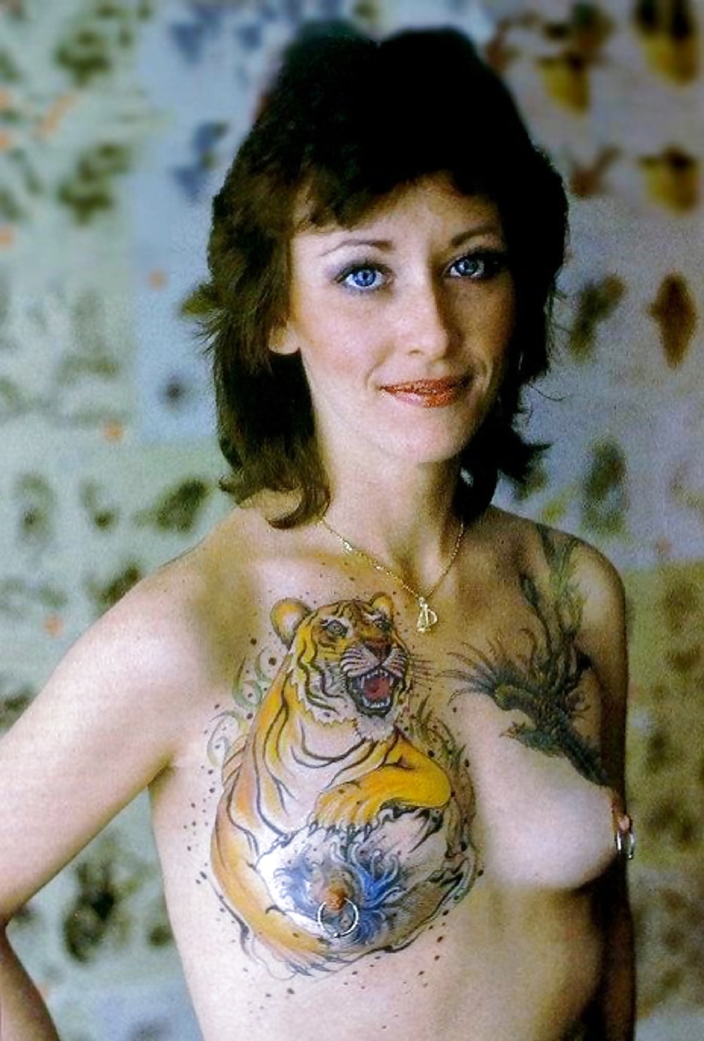 Free Tattooed woman photos