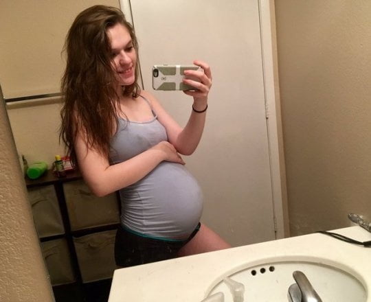 Free Skinny pregnant teen photos
