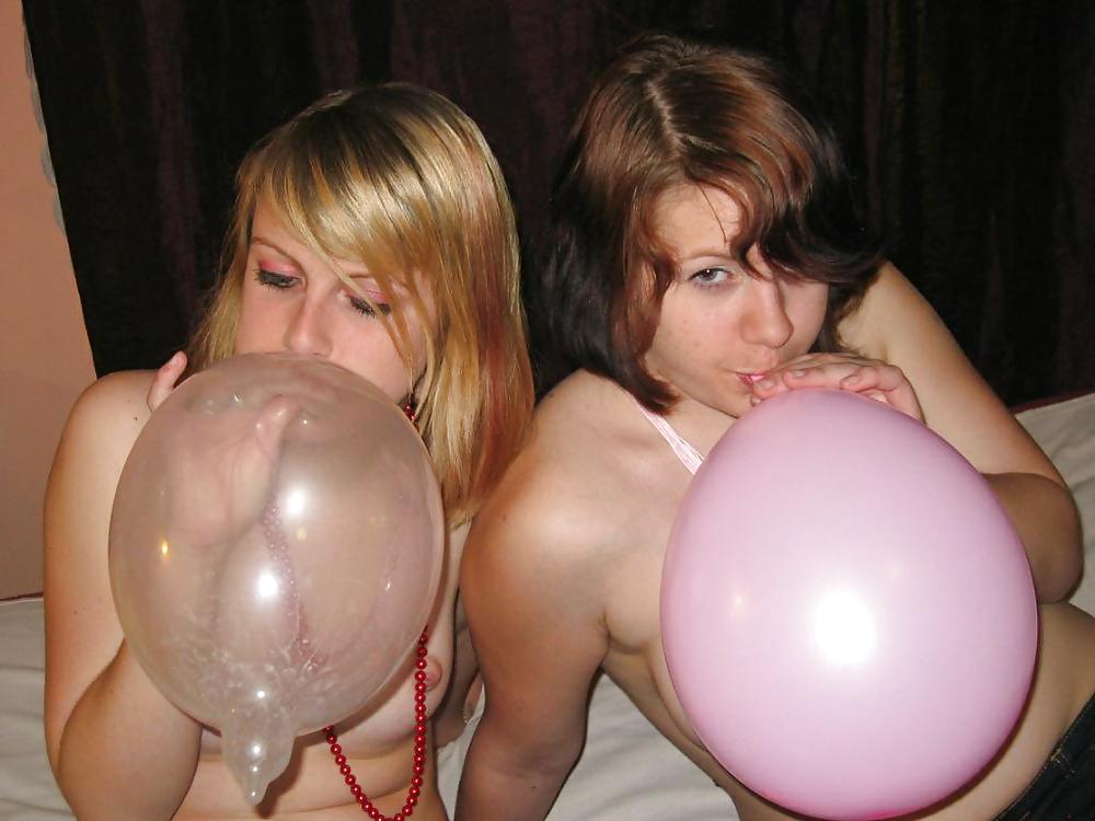 Free Balloon girls photos