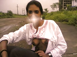 Free indian desi hot wife's fun photos