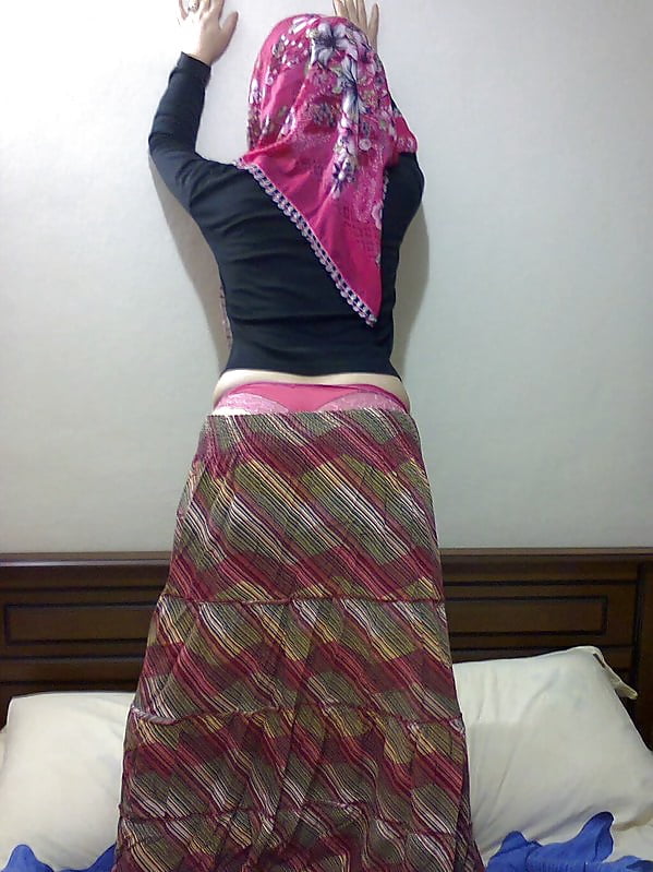 Free Hijab Real photos