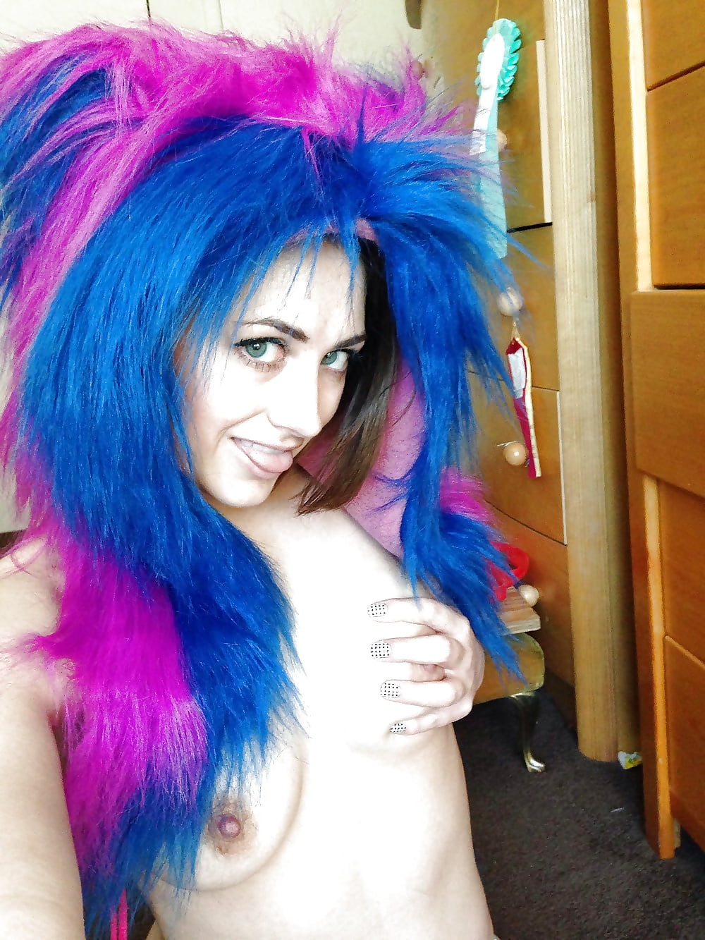 Free SUPER HOT SELFIES 21 photos