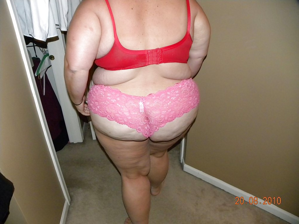 Free SmutDates.com Username 'DallasMomAli' photos