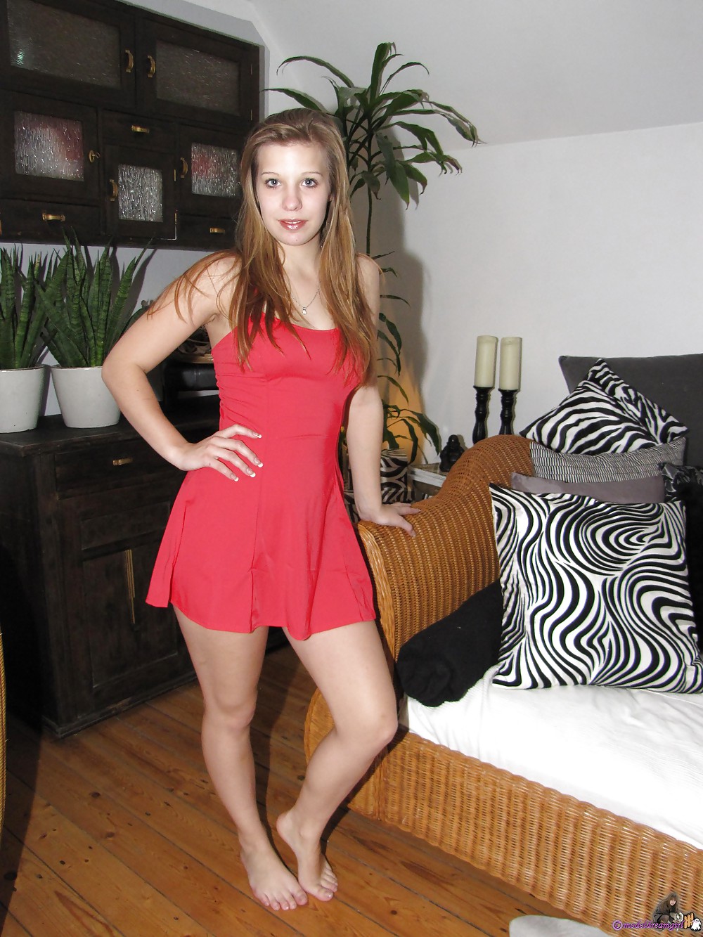 Free GERMAN HOT TEEN - SINDY photos