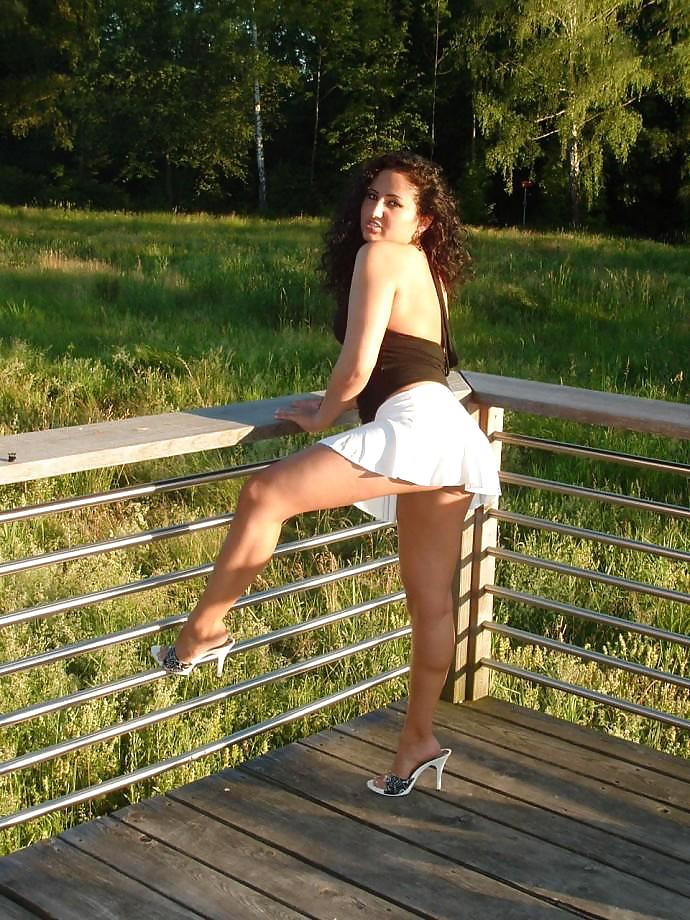 Free MILF FOR TONIGHT XI photos