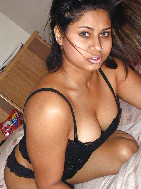 Free Sexy Indian Women photos