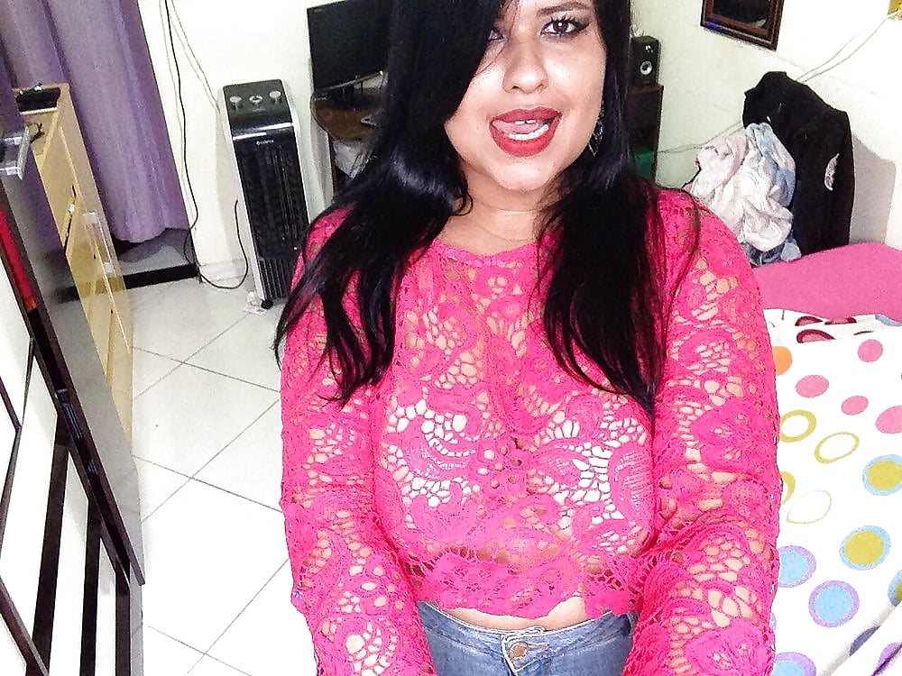 Free Perfect Latin Slut photos