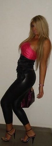 Free Dina Nikolic photos