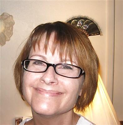 Free Moms in Glasses ( i crazy about older women in glasses) photos