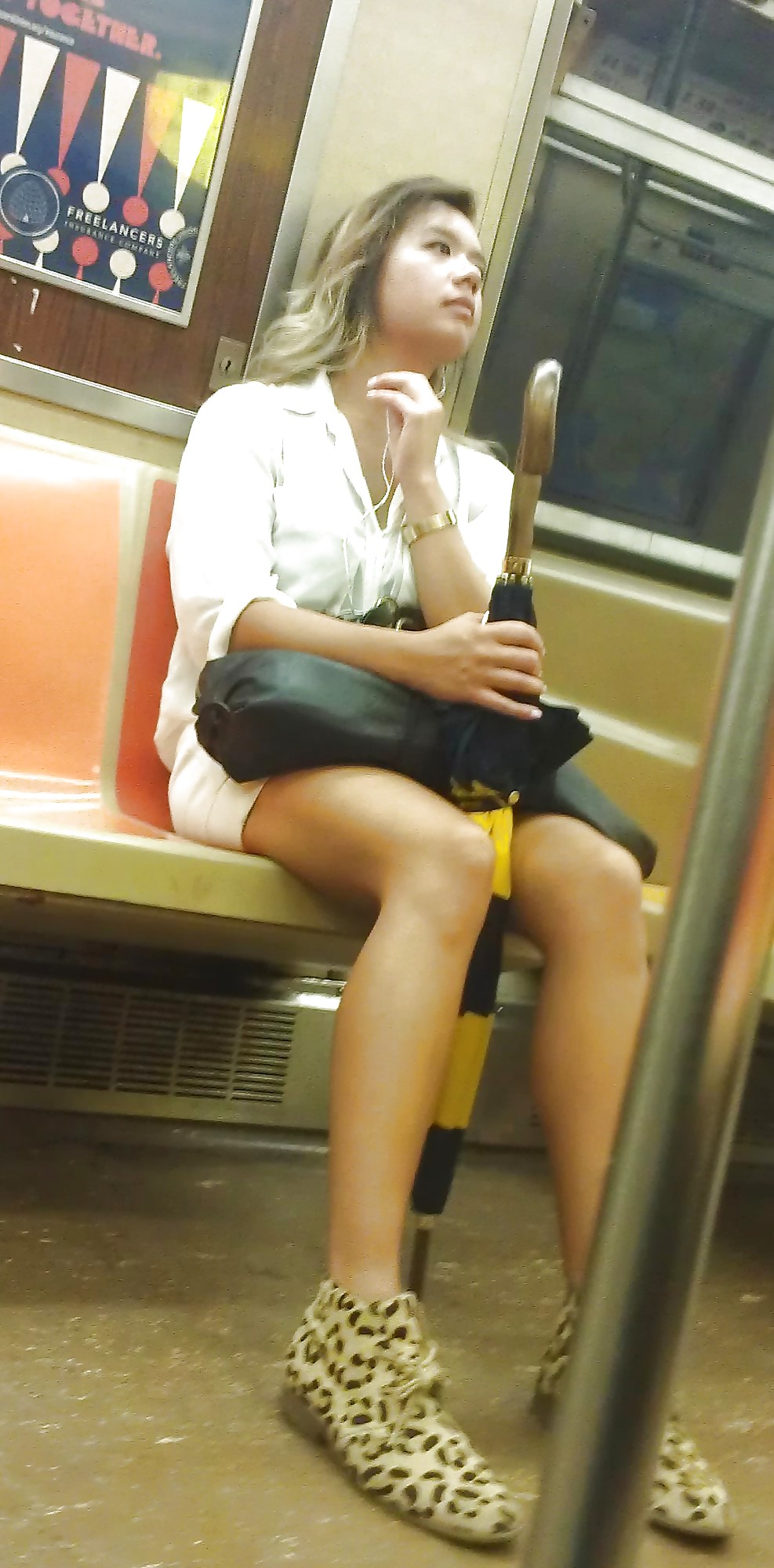 Free New York Subway Girls Asian Express Line photos