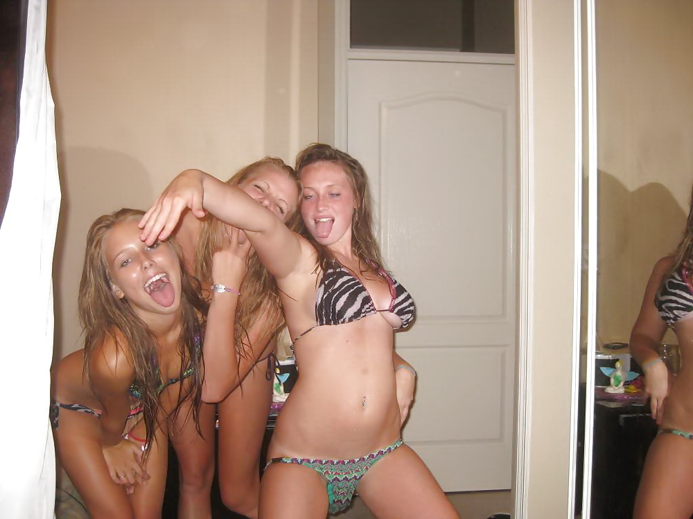 Free Party Girls photos