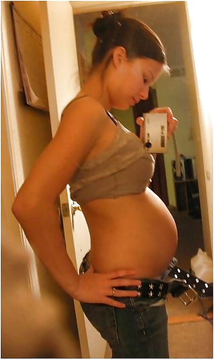 Free Pregnant Teen Babes photos