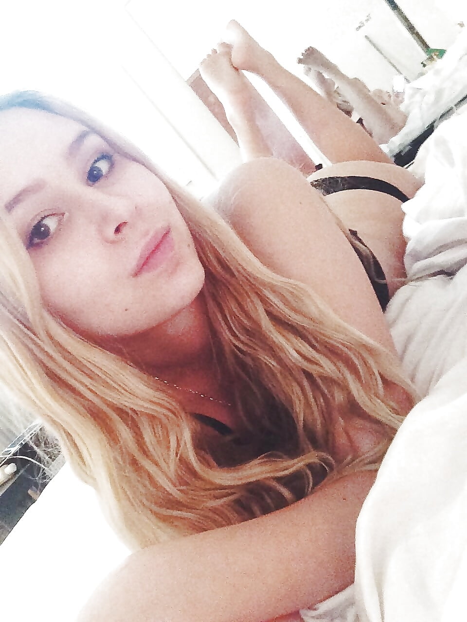 Free Handpicked Amateurs 183 photos