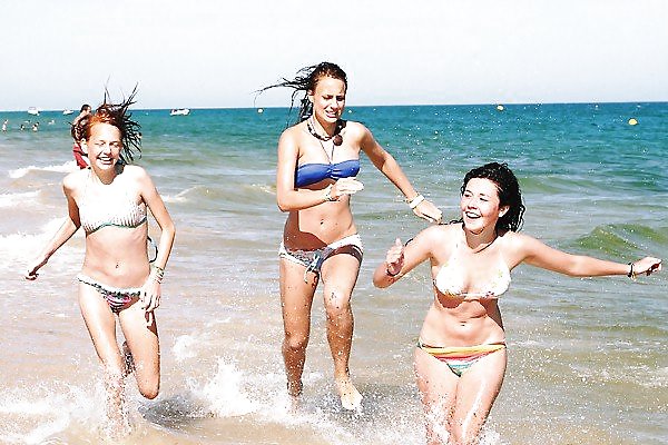 Free Bikini Beach Bodies photos