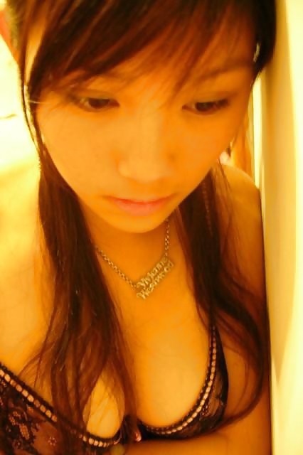 Free Amateur Asian - Liu photos