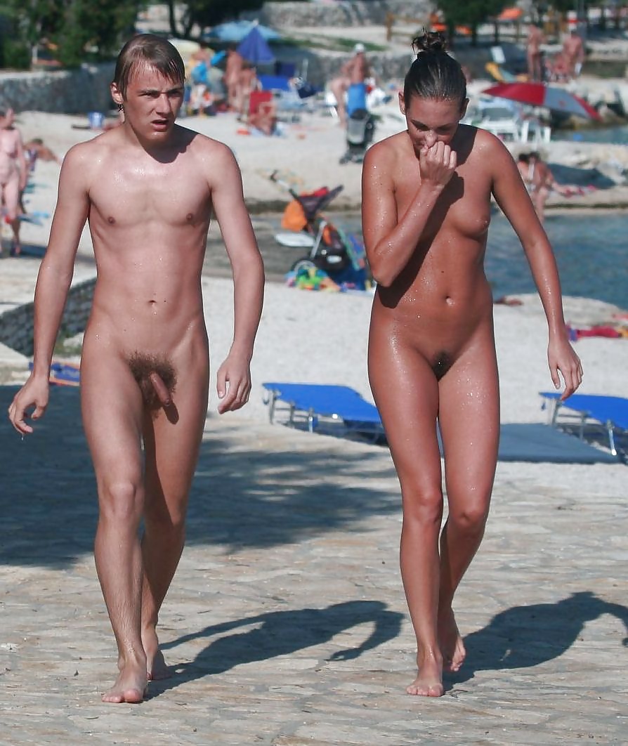 Free Beach couples photos