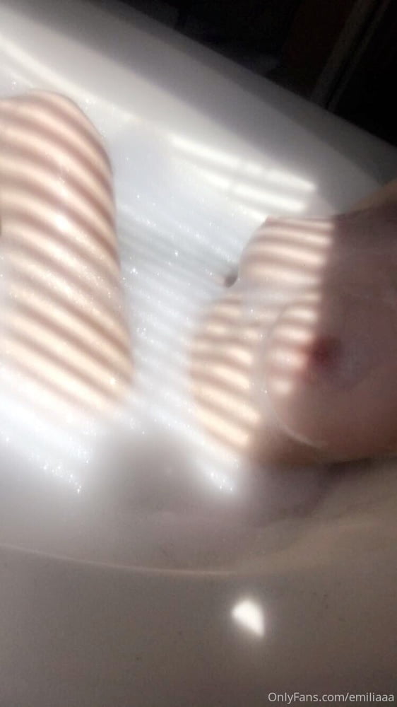 Emiliani Nude Leaked Videos and Naked Pics! 111