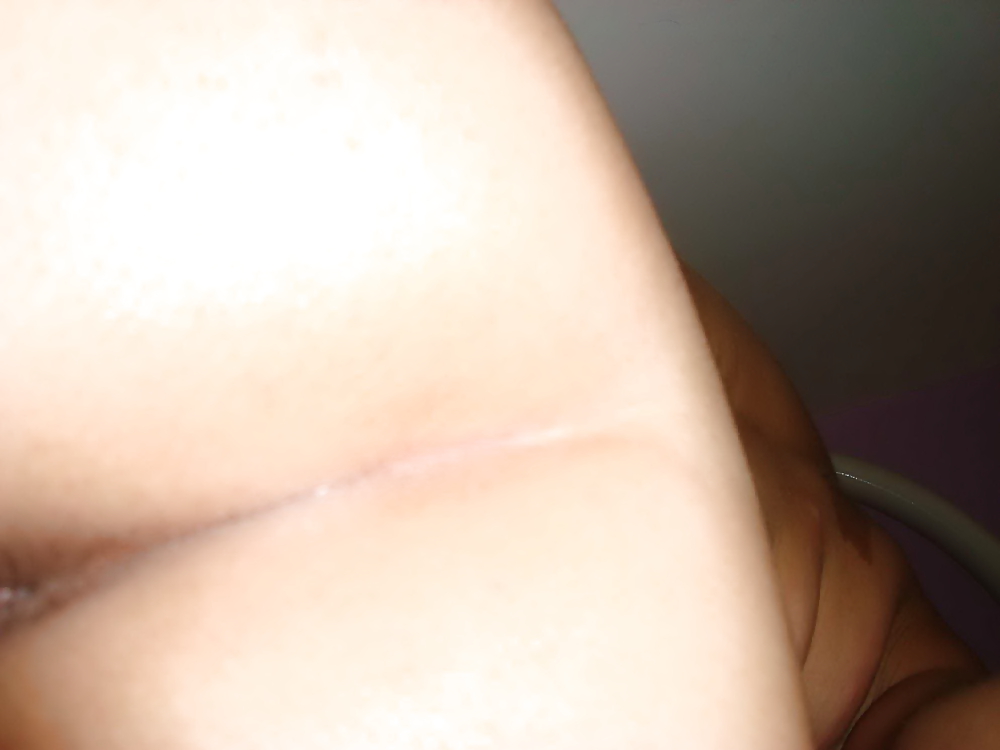 Free Amateurs delights 34 - Cute teen exposing herself photos