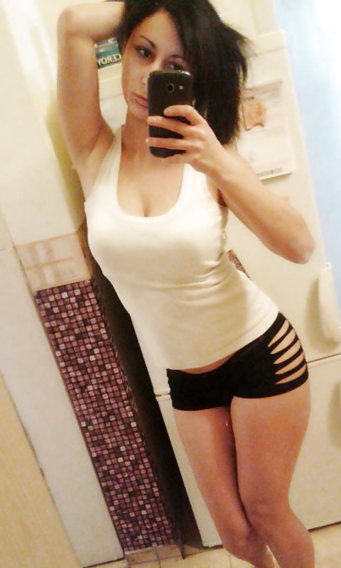 Free Laura photos