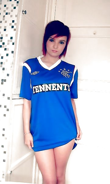 Free slags in footy tops photos