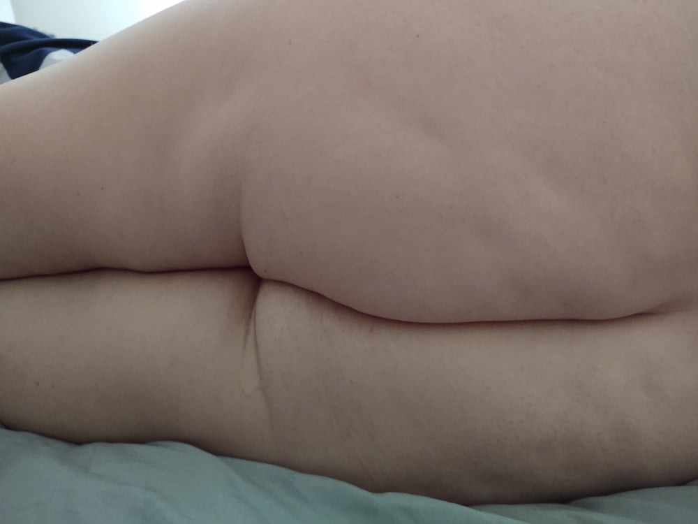 BBW - 8 Photos 