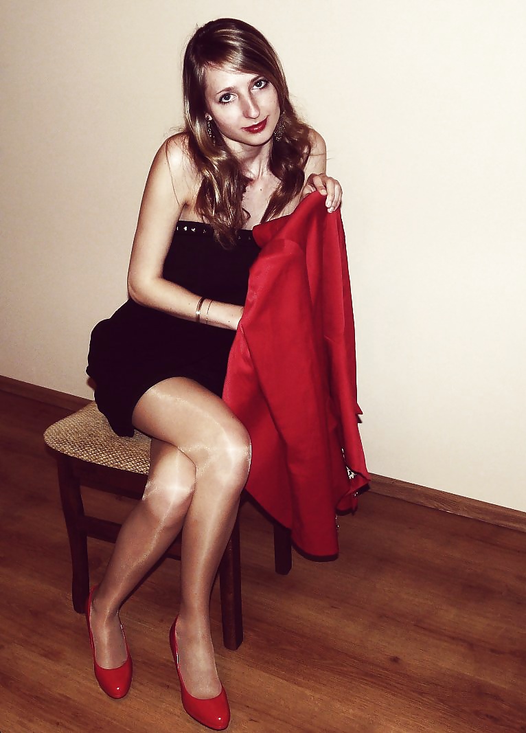 Free Extra Polish amateur legs in high heels #4 photos