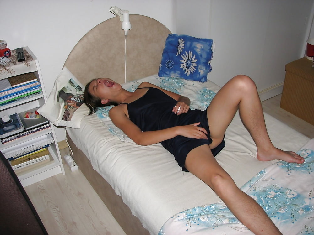 Free Hairy teen photos