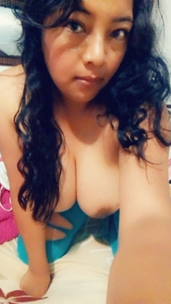 Free latina 1 photos