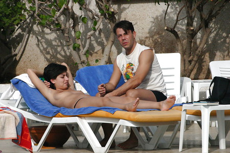 Feet in swimmingpool