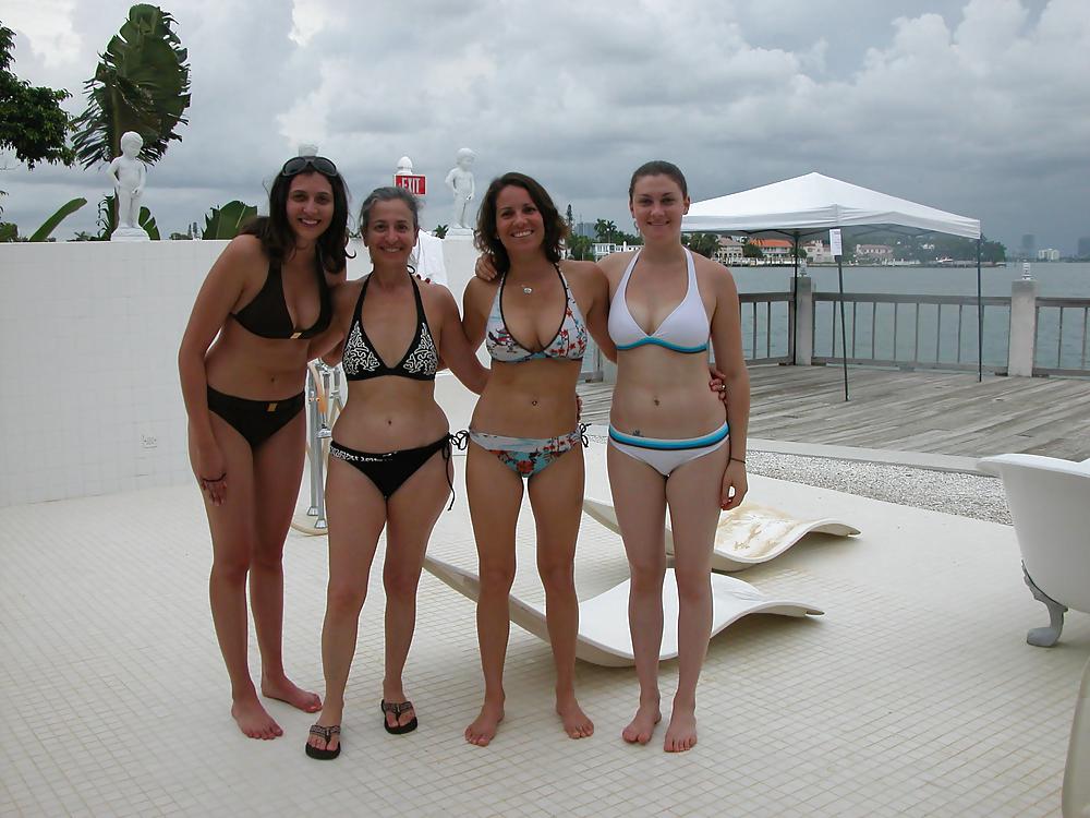 Free Show Your Tits 43 photos