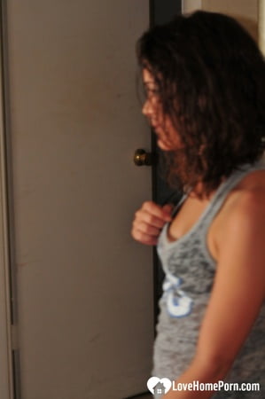 sisters friend came over for a fucking session         