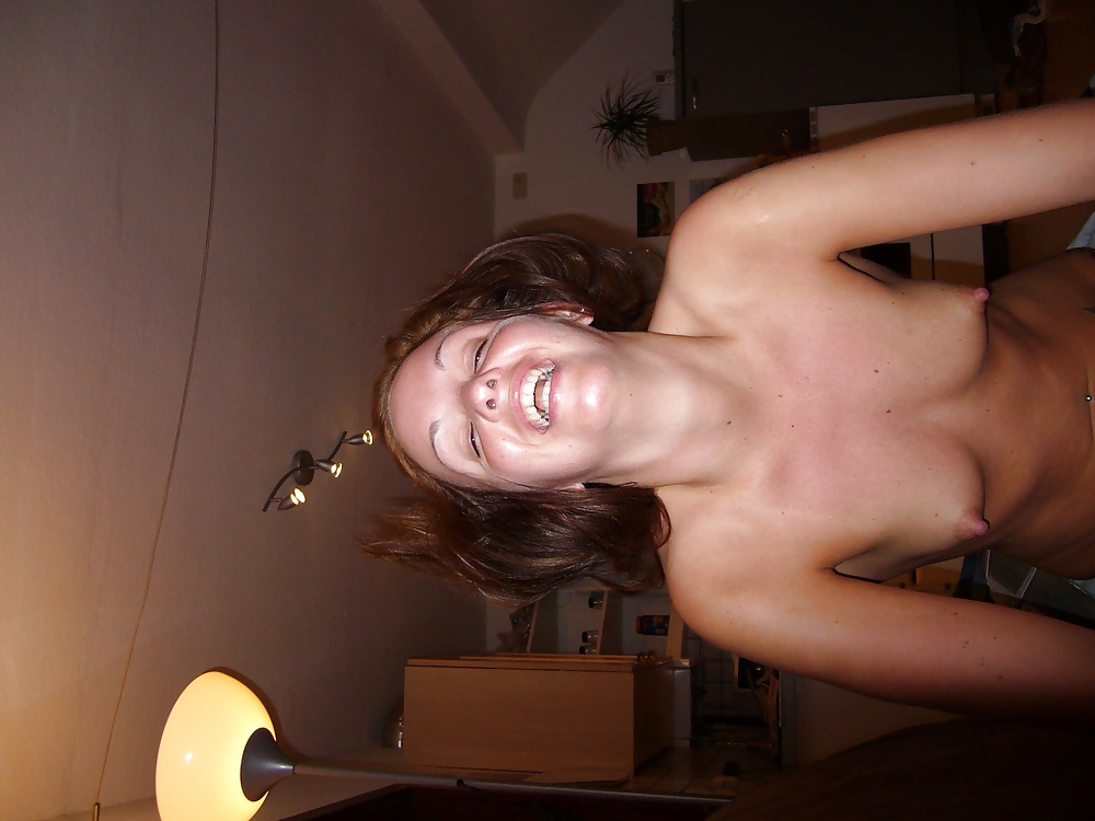 Free brunette teen photos