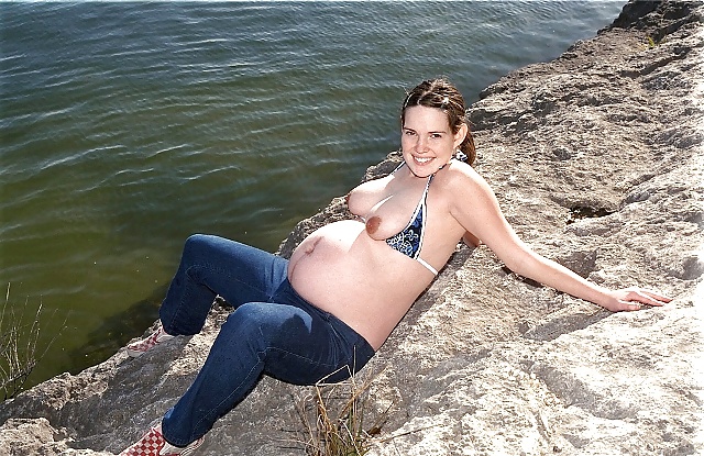 Free Winner - Best Pregnant Wife - Elaine photos