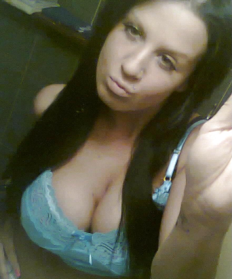 Free Cum on this slut and post pics photos