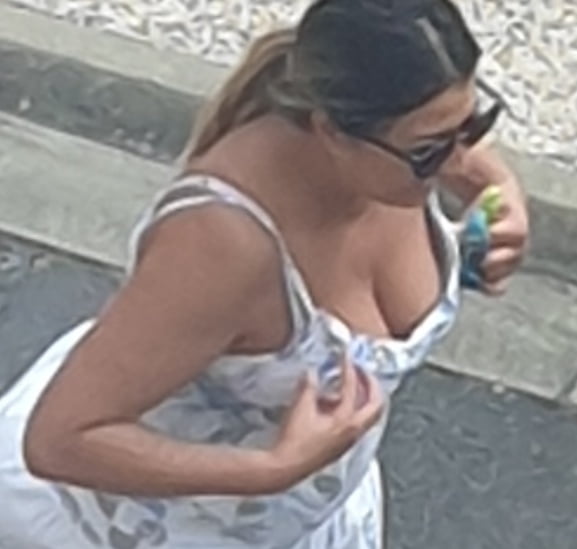 Free Voyeur 2 photos