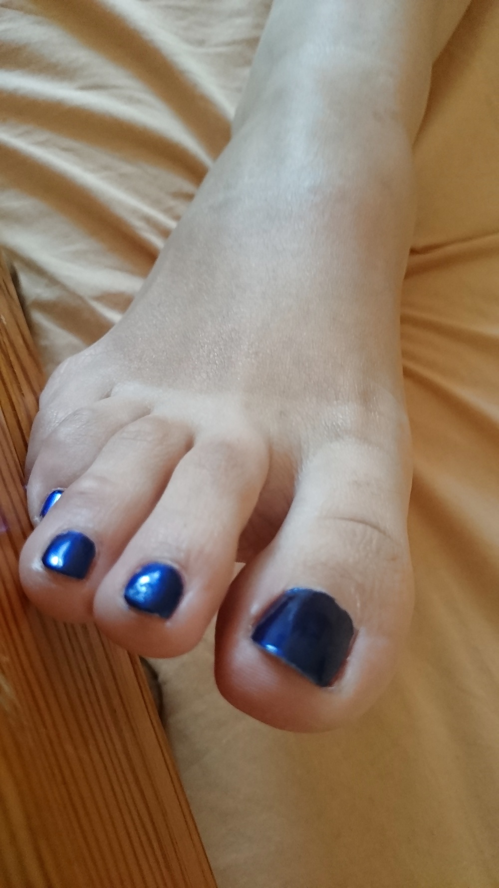 Free My wife's feet photos