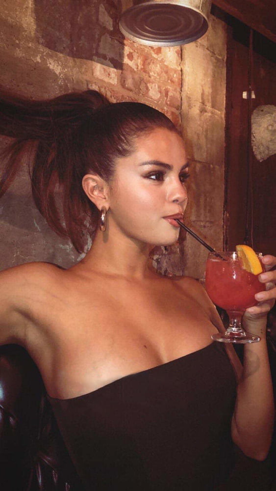 Selena Gomez And Her Fucking Hot Armpits 50 Pics Xhamster
