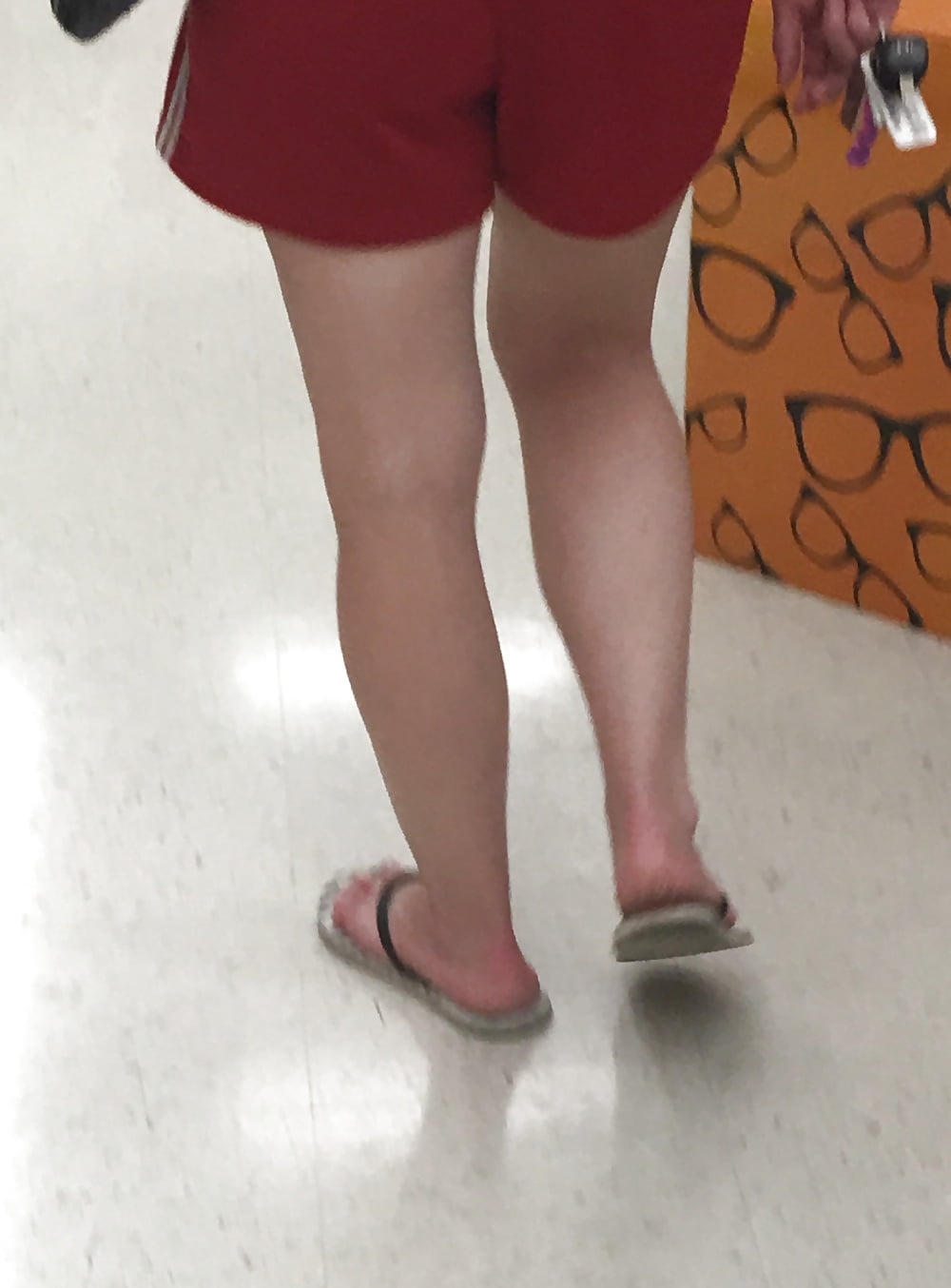 Free Candid Feet and Legs, Sexy photos