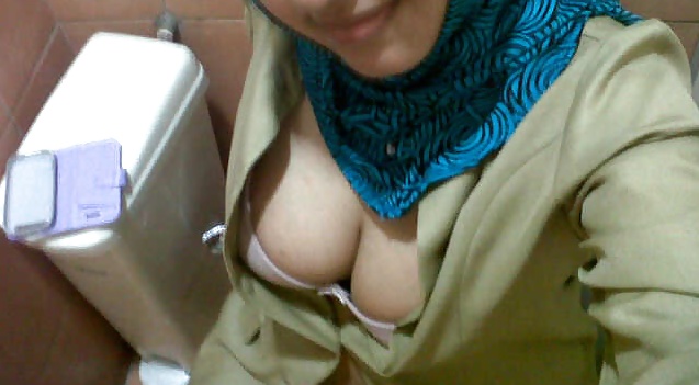 Free Hijab Big Boob School Teacher (Private Collection) photos